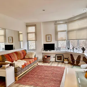 Departamento En Calle Aristides, Mejor Zona Turistica Apartamento